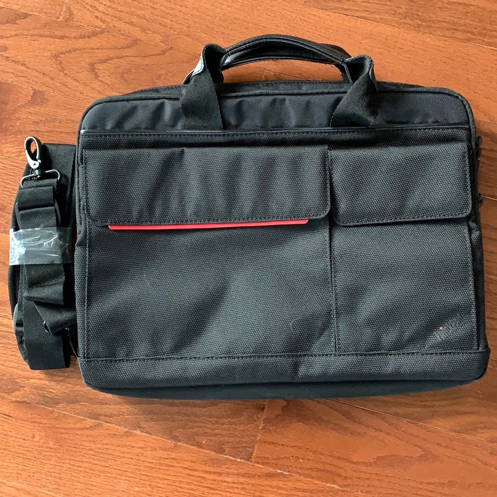Lap top bag—never used!
